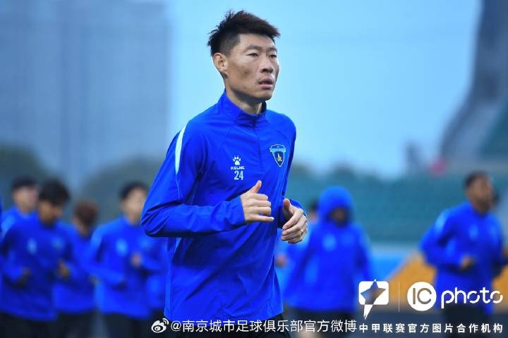 南京城市官宣后卫杜君鹏离队 32场数据定格