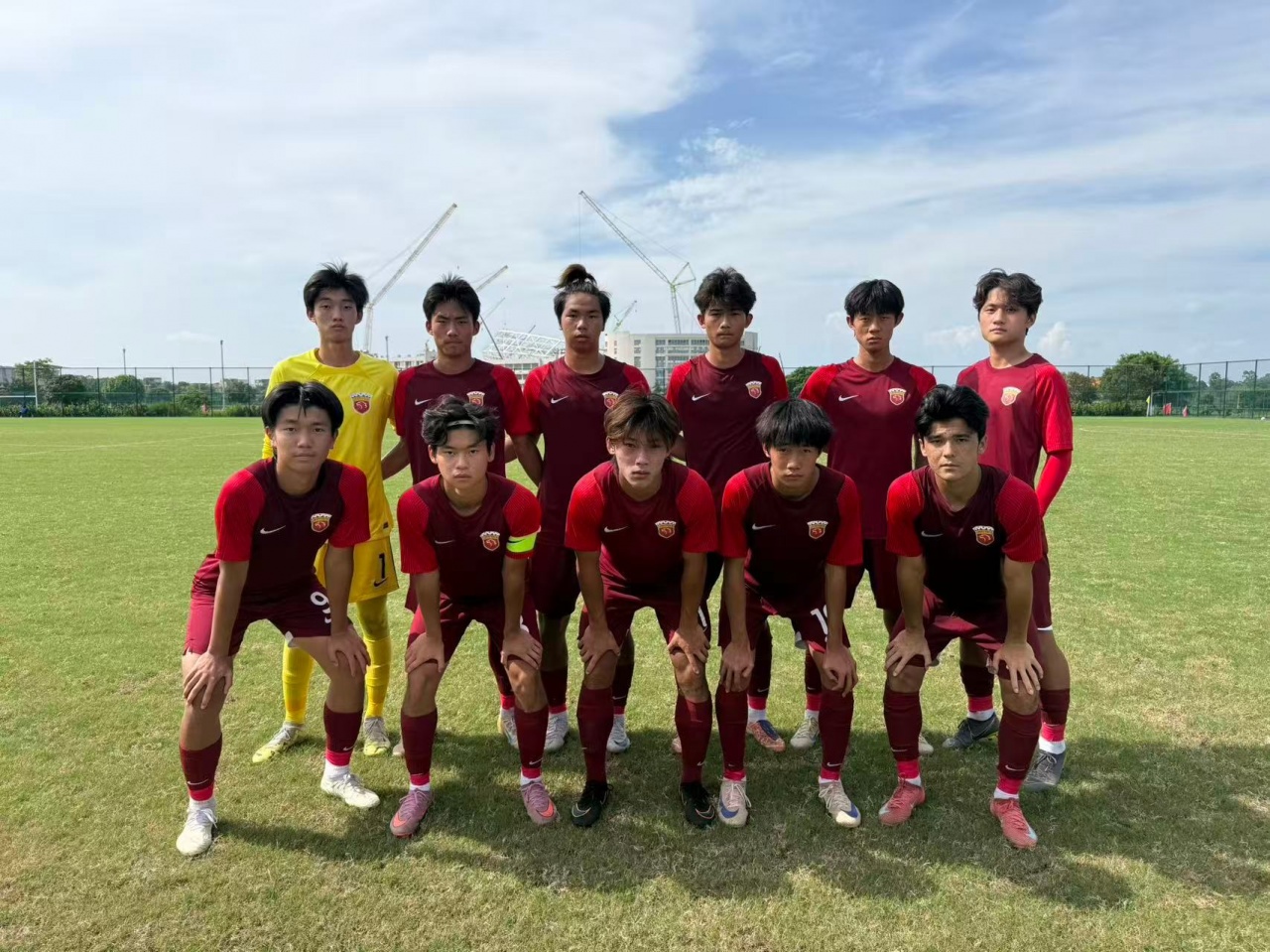 上海海港U17晋级组全胜出线 叶伟翔三连扑+刘怡晨补时绝杀