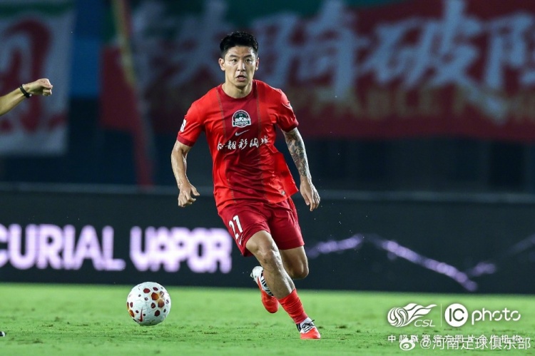 古斯塔沃头球首开纪录 河南主场1-1被大连英博逼平 古斯塔沃头球首开纪录 河南主场1-1被大连英博逼平