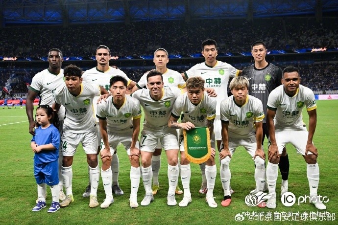 国安客场3-0击败申花 侯森多次神扑三将破门