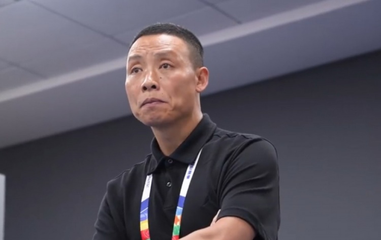 陈涛更衣室喊话球员:我们别去骗球迷,别太爱惜自己羽毛了 陈涛更衣室喊话球员:我们别去骗球迷,别太爱惜自己羽毛了