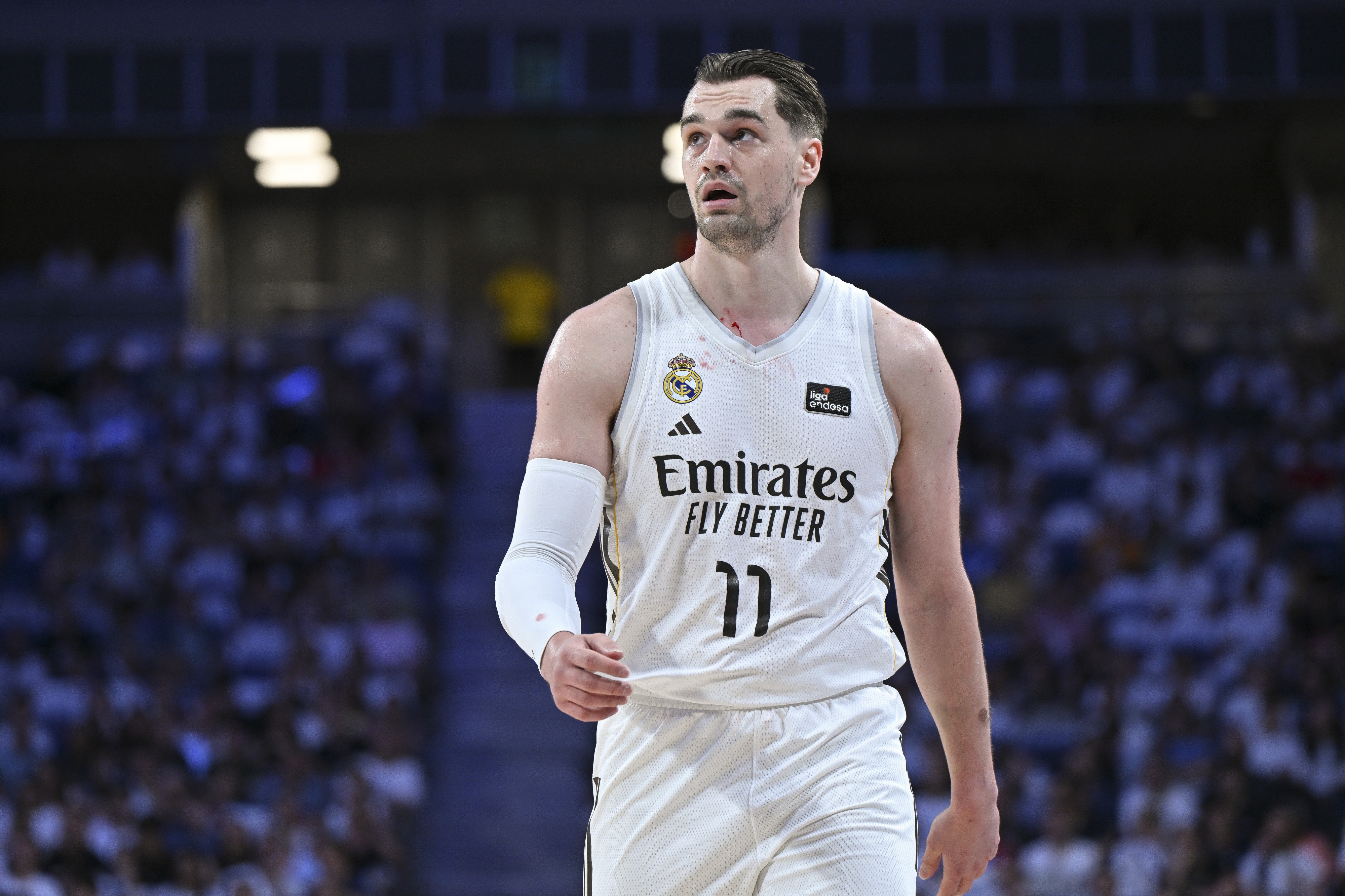 去NBA挣更少钱?海佐尼亚:我从不为了钱打球 是时候追求更大目标 去NBA挣更少钱?海佐尼亚:我从不为了钱打球 是时候追求更大目标